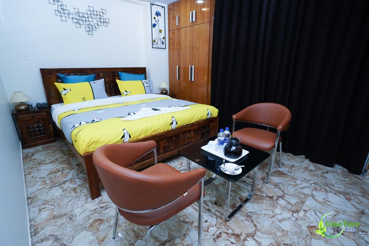 Lime Tree Hotel Near 32Nd Avenue Sector 29 คูร์เคาน์ ภายนอก รูปภาพ